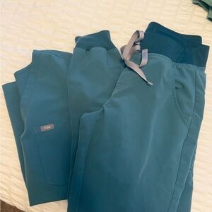 Figs Teal Scrub Top and Jogger Set with Contrast Waistband